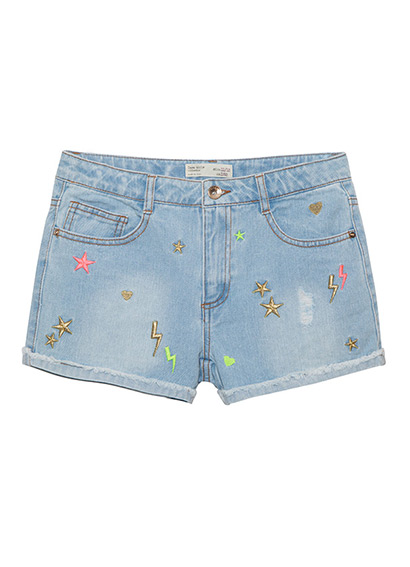 Girls’ garment wash short in cotton denim fabric and embroid